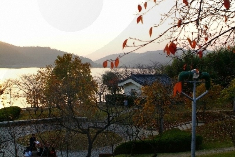 Bomunho Lake   (10/17)