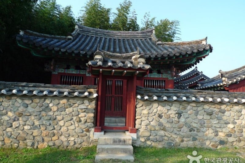 Gyeongju Oreung Royal Tombs  (13/28)