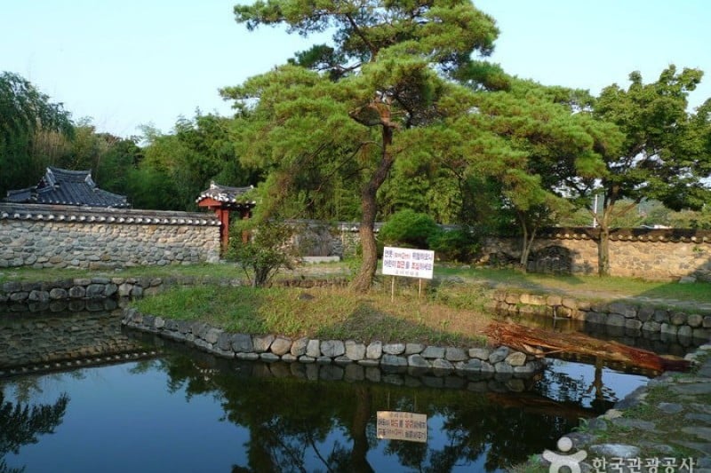 Gyeongju Oreung Royal Tombs  (16/28)