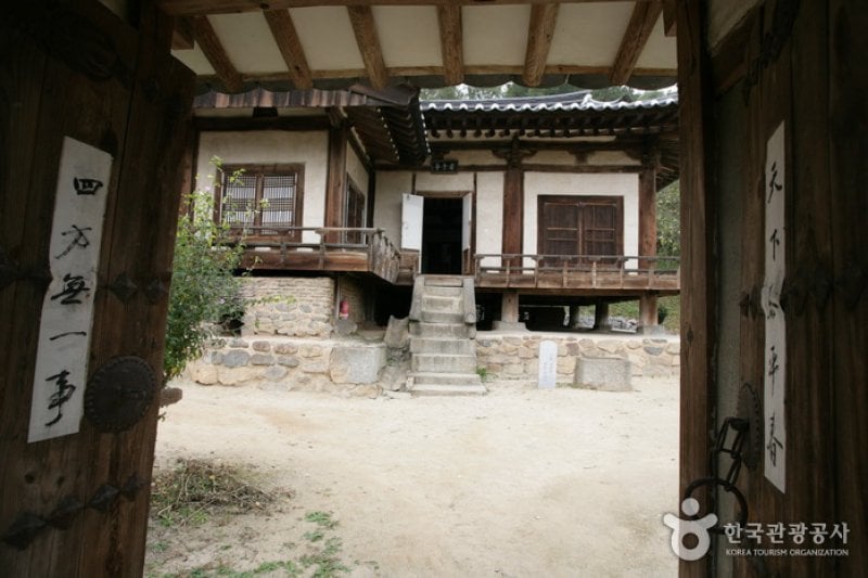 Imcheonggak House  (11/15)