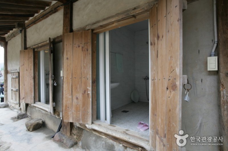 Imcheonggak House  (13/15)