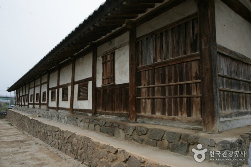 Imcheonggak House  (15/15)