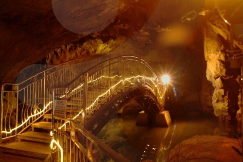 Seongryugul Cave  (3/7)