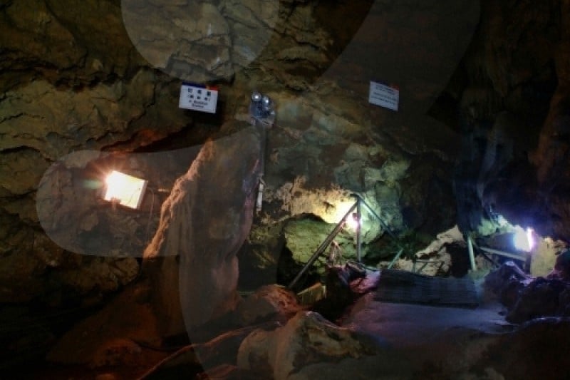 Seongryugul Cave  (6/7)