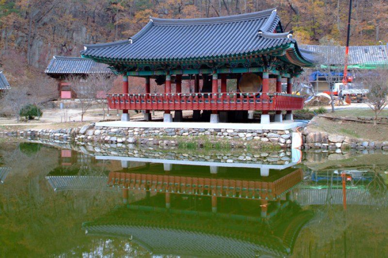 Bulyeongsa Temple  (4/8)