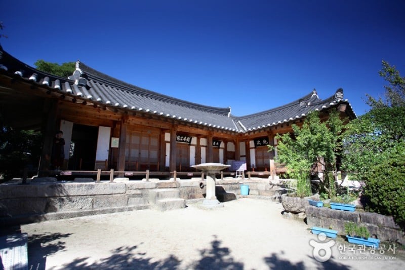 Gyeongju Gyochon Traditional Village  (7/10)