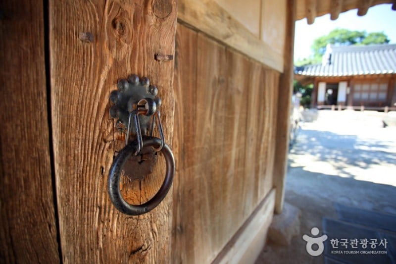 Gyeongju Gyochon Traditional Village  (8/10)
