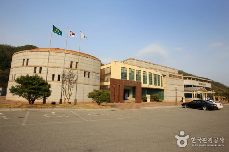 Mungyeong Ceramic Museum  (2/11)