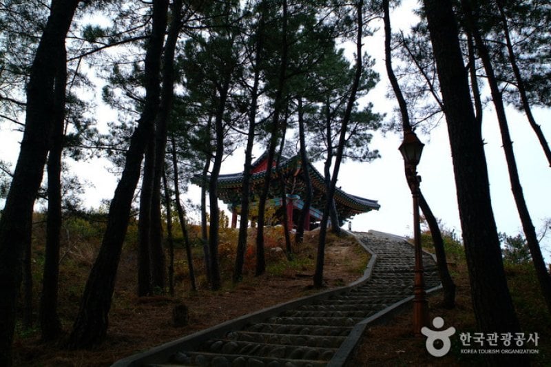 Mangyangjeong Pavilion (망양정) (4/6)