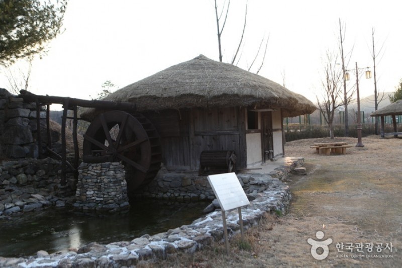 Cheongsong Folk Museum  (6/9)