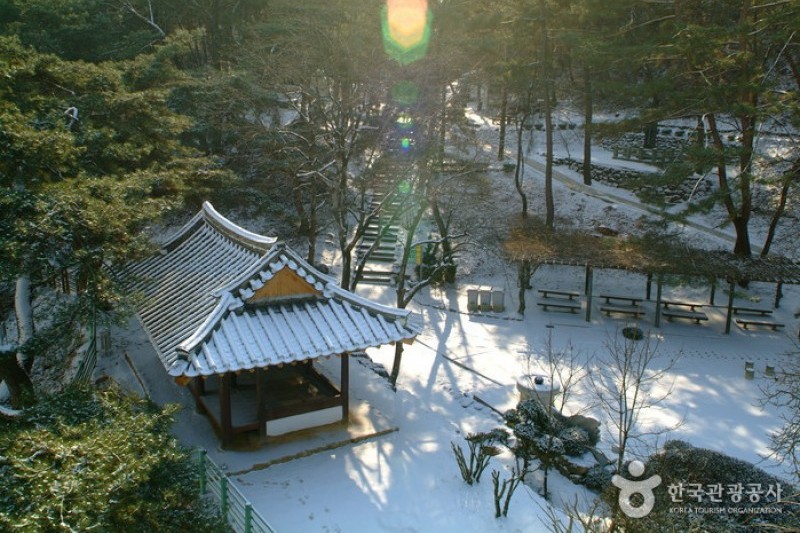 Gyeongcheondae Terrace  (2/7)