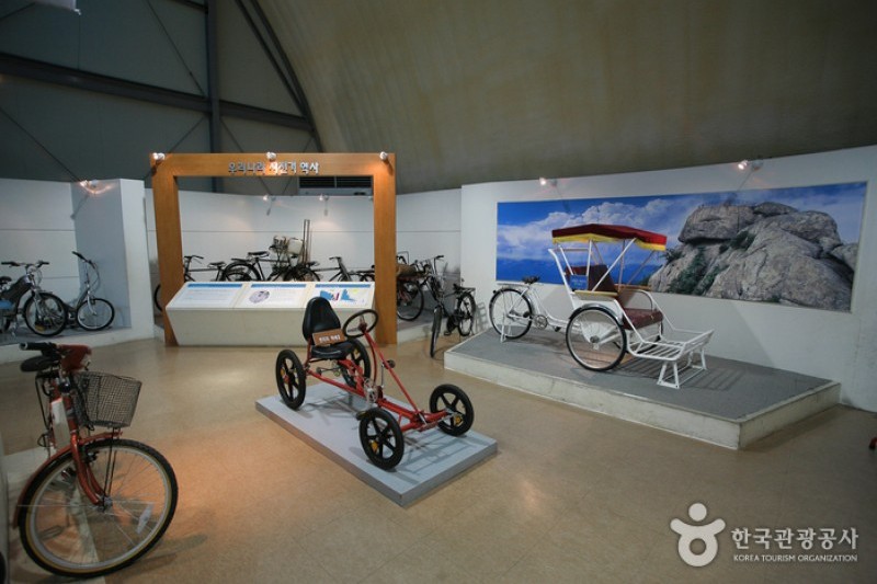 Sangju Bicycle Museum  (6/12)