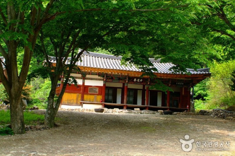 Baengnyeonam Hermitage  (1/3)