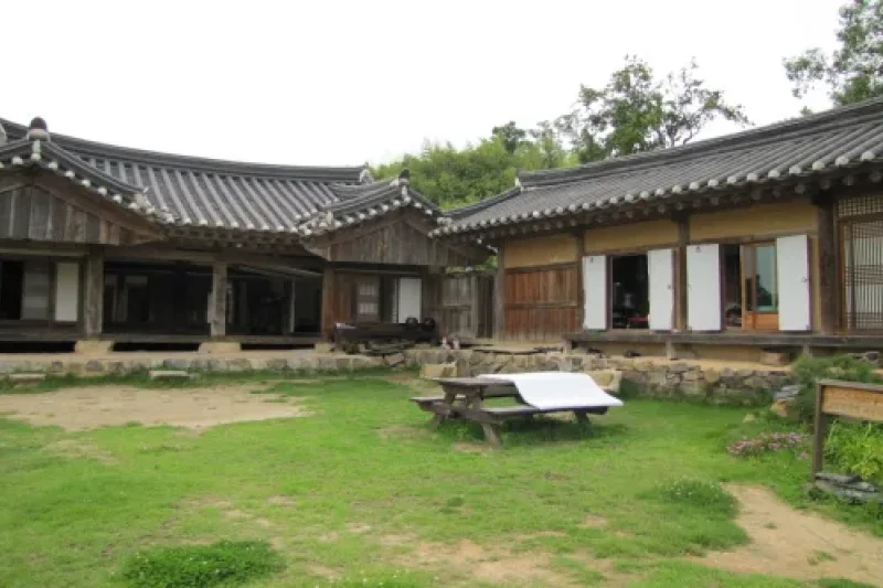 Hyangdan  (3/22)