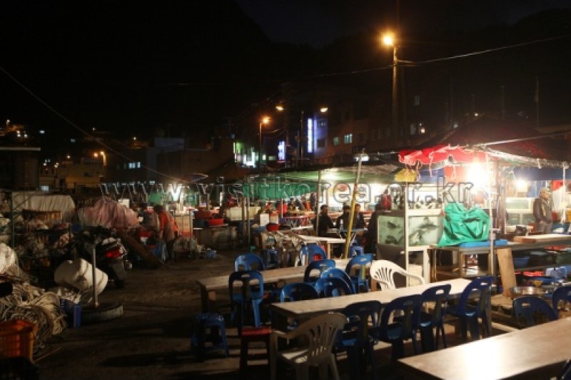 Jeodong Port  (8/26)
