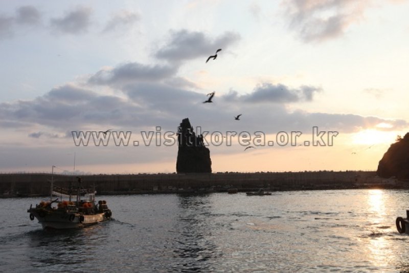 Jeodong Port  (25/26)