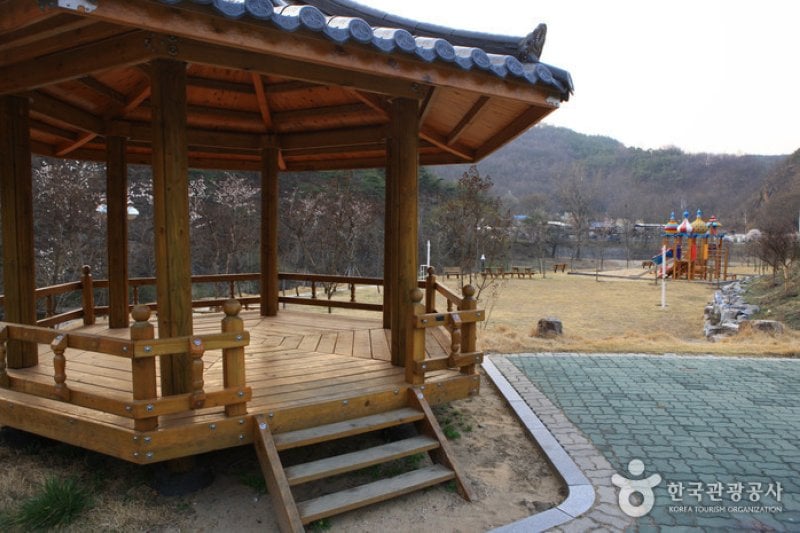 Binggye Valley  (15/18)