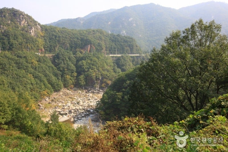 Buryeongsa Valley  (17/18)