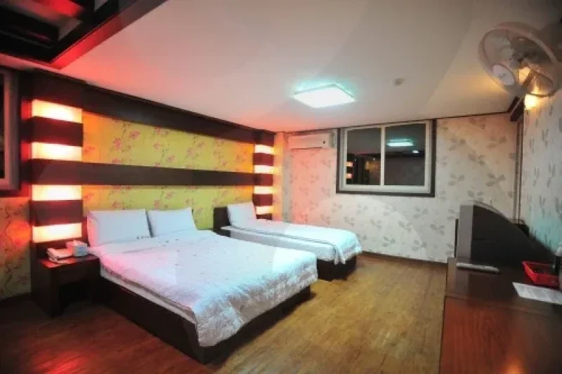 Feel Motel Sauna - Goodstay  (10/19)