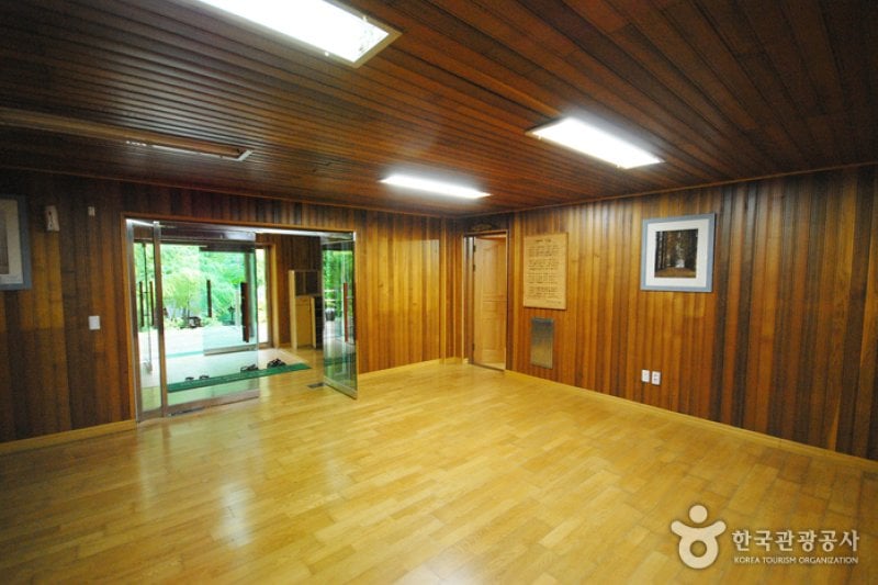 Geommasan Natural Recreation Forest (검마산자연휴양림) (11/15)