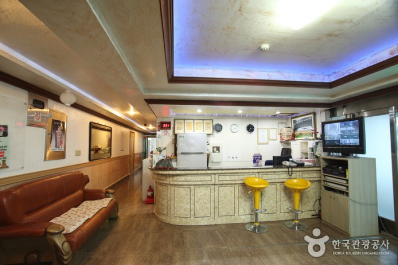 Puloonsan Youthtel- Goodstay  (3/18)
