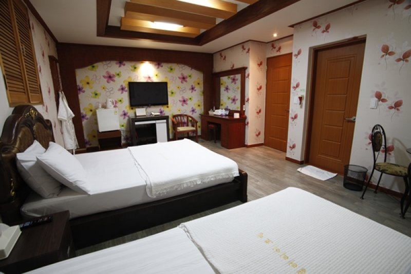 Galleria Motel - Goodstay  (8/14)