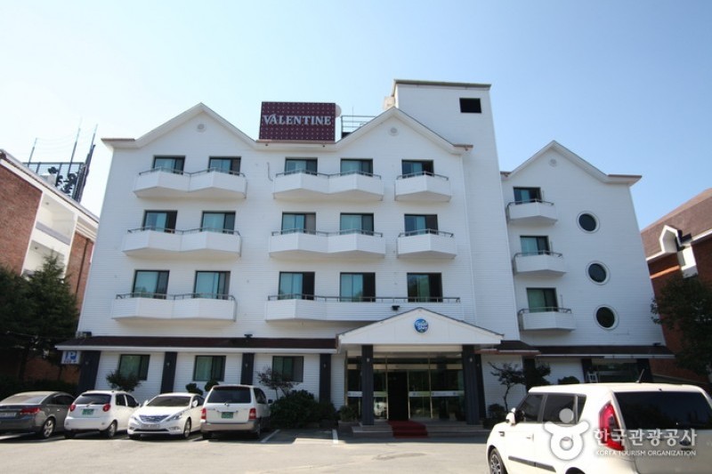 Hotel Valentine - Goodstay  (1/24)