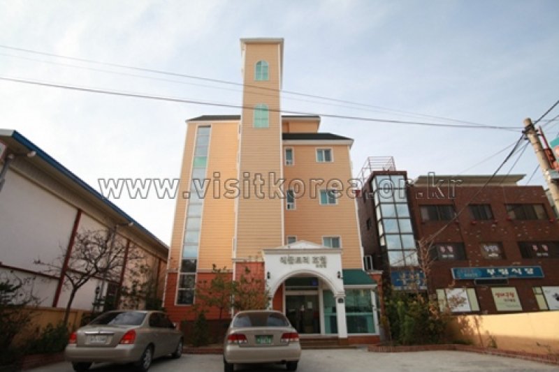 Appletree Hotel - Goodstay  (7/26)
