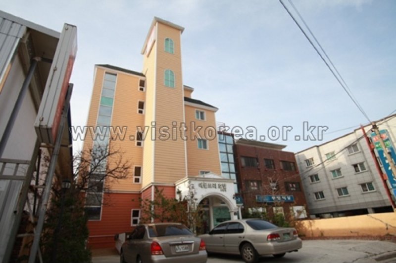 Appletree Hotel - Goodstay  (9/26)