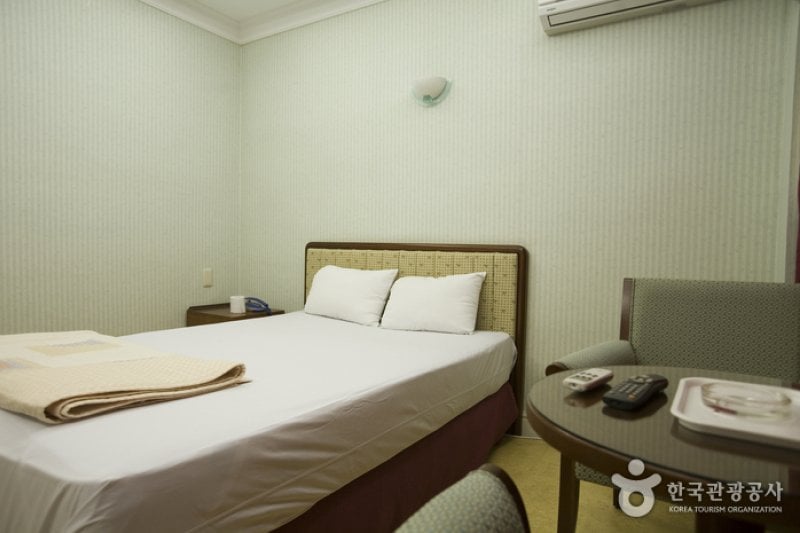 Oksan Seowongil Guesthouse - Goodstay  (7/23)