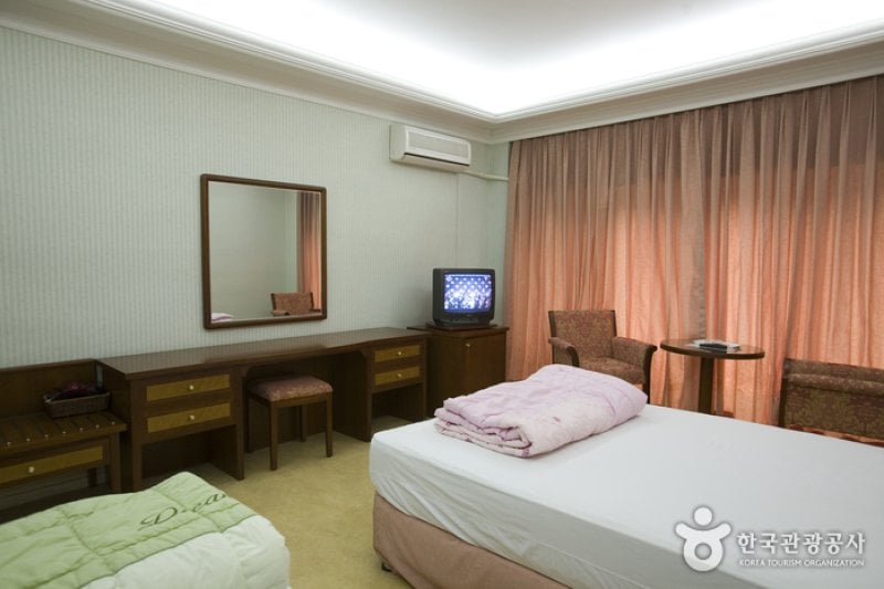 Oksan Seowongil Guesthouse - Goodstay  (12/23)