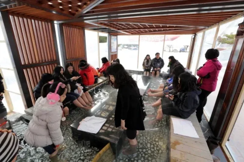Korea Hot Spring Festival  (1/4)
