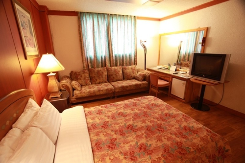 Baekam Springs Hotel - Goodstay  (8/27)