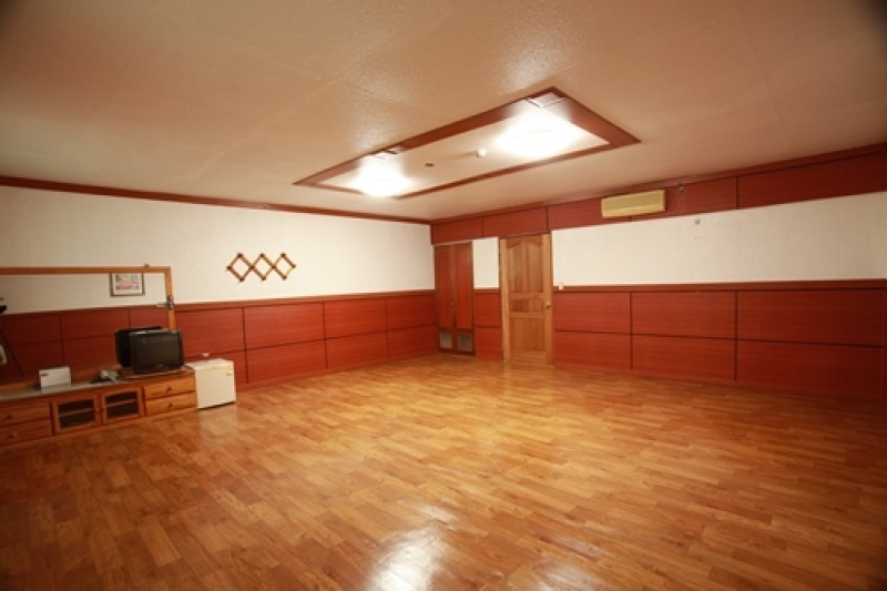 Baekam Springs Hotel - Goodstay  (20/27)