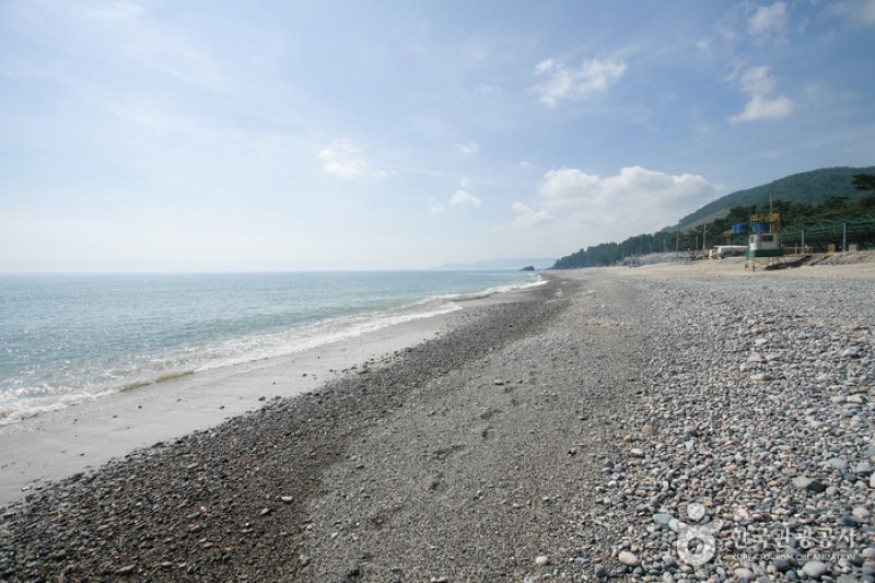 Gwanseong Solbat Beach  (1/4)
