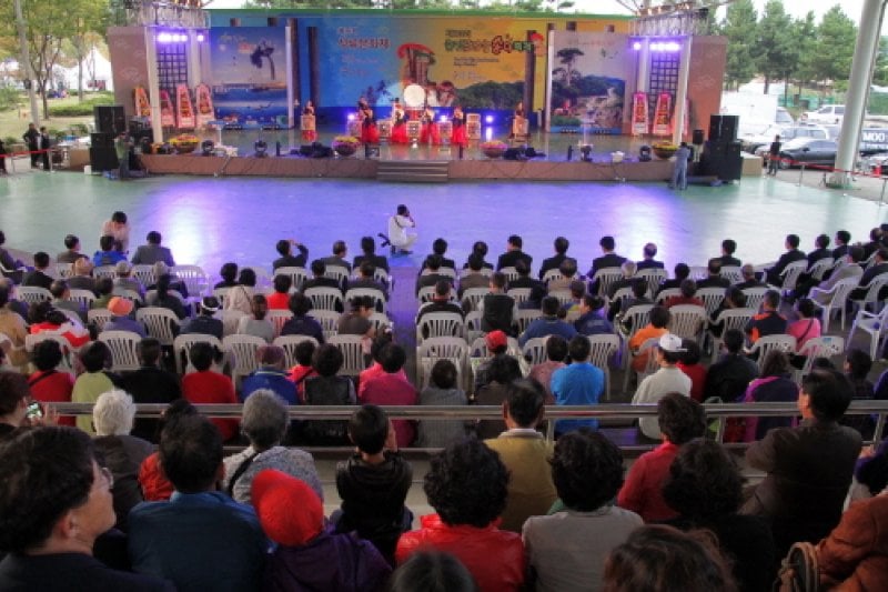 Uljin Geumgang Songi Mushroom Festival  (9/10)