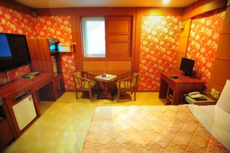 Opera Motel - Goodstay  (7/15)