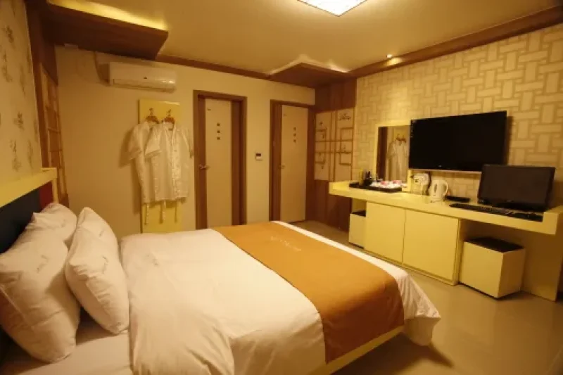 Soo Motel - Goodstay  (11/17)