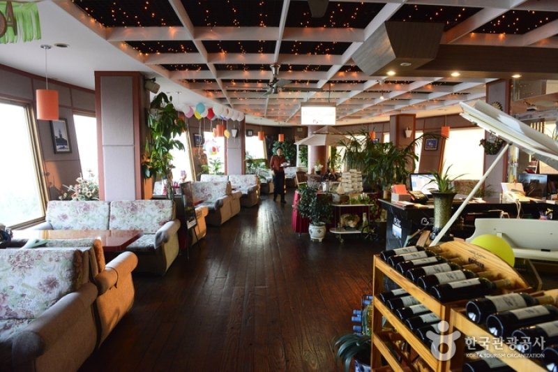 Sarangui Yuramseon, Restaurant  (4/5)
