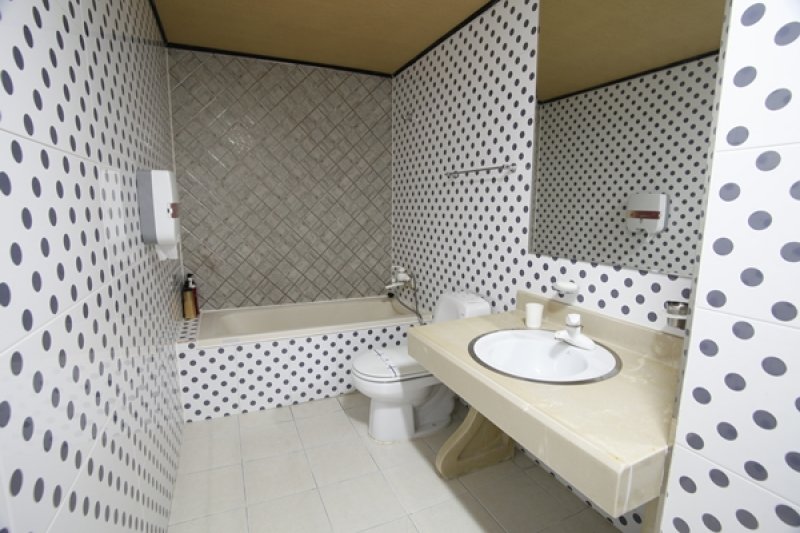 Paradise Hotel - Goodstay  (2/19)