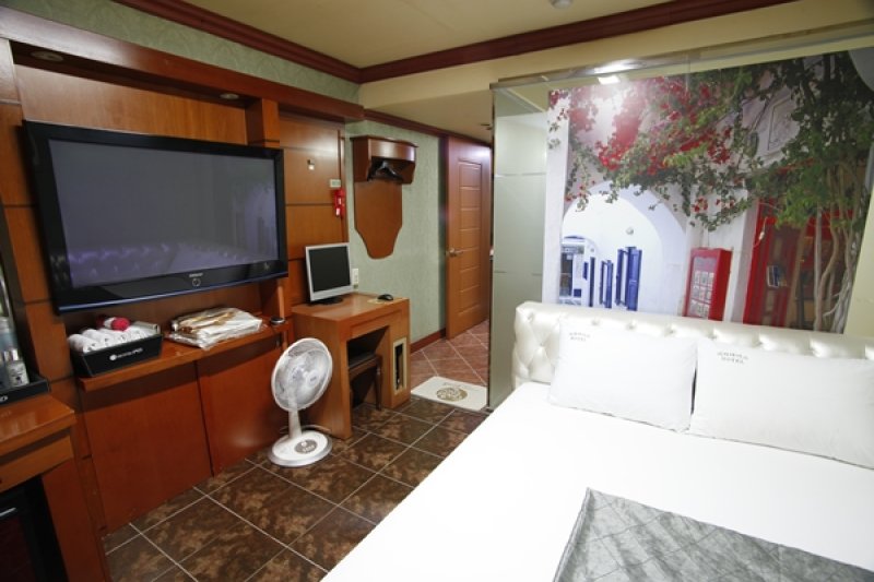 Paradise Hotel - Goodstay  (17/19)