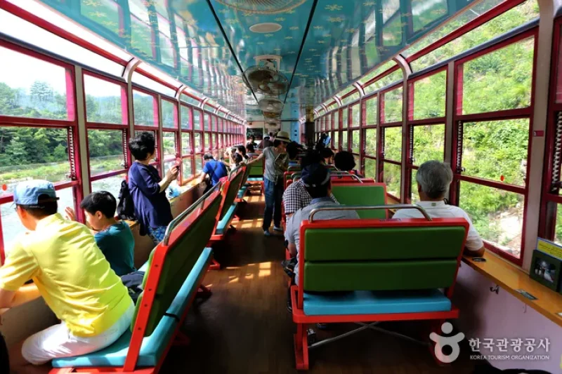 Baekdudaegan Mountain Range Canyon Train  (6/7)