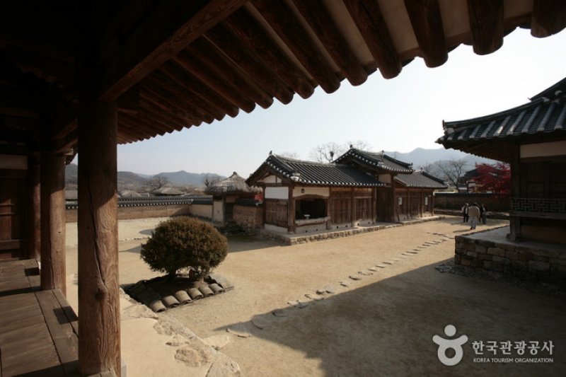 Hahoe Bukchondaek House (27/36)