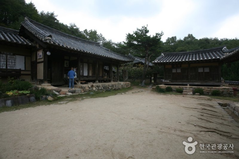 Jirye Arts Village