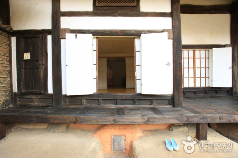 Songso House (청송 송소고택) (12/38)