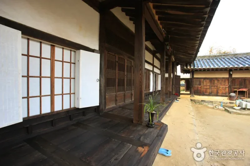 Songso House (청송 송소고택) (14/38)