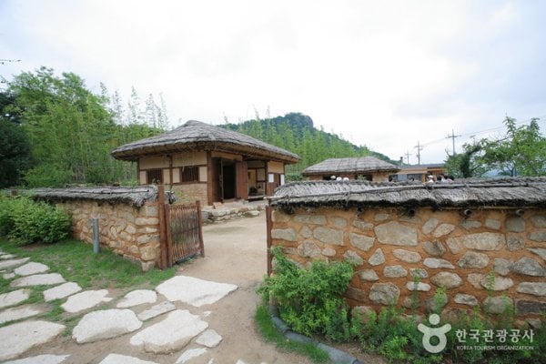 Birthplace of the16th President of Korea, Roh Moo-hyun