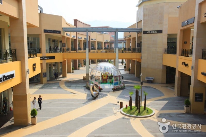 Lotte Premium Outlets - Gimhae Branch  (4/5)