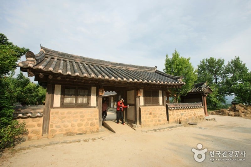Choi Champandaek  (7/49)