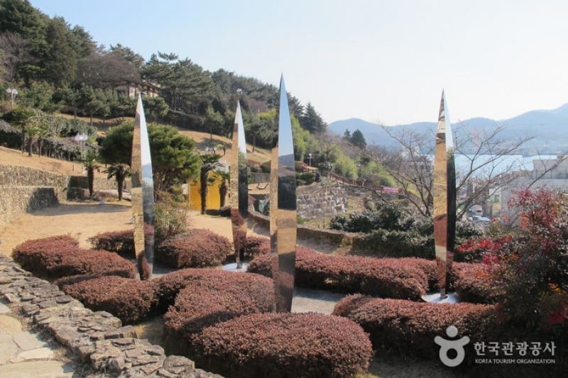 Nammangsan Sculpture Park  (8/9)